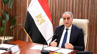 حماية المستهلك بمحافظة الغربية يضبط ورشة غير مُرخصة لتصنيع المنظفات المنزلية من مواد وخامات  مجهولة المصدر وغير مطابقة للاشتراطات والمواصفات الفنية