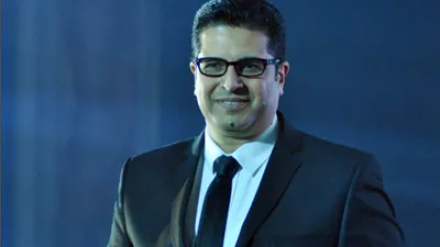 أول تعليق من السيناريست أيمن سلامة بعد وفاة زوجته: الحمد لله وربنا يرحمها