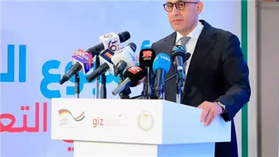 وزير التعليم لـ المدارس الدولية: لن نسمح باحتفالات تختلف عن حضارتنا.. والهوية المصرية خط احمر