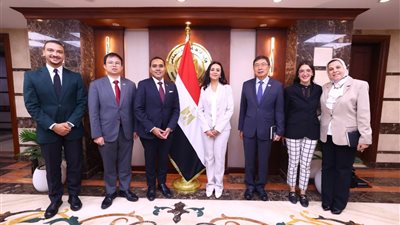 وزيرة التضامن الاجتماعي تستقبل وزير الدولة السنغافوري للشئون الخارجية والداخلية