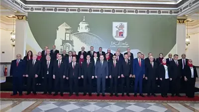 وزير التعليم العالي يشارك جامعة القاهرة انطلاق العام الجديد