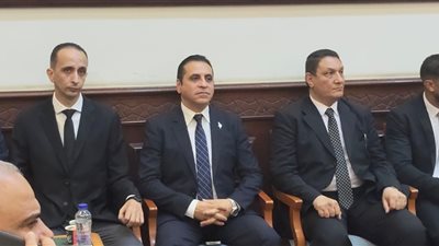 وفد أمانة العمال المركزية بحزب مستقبل وطن يؤدي واجب العزاء في وفاة والدة النائب محمد سعفان
