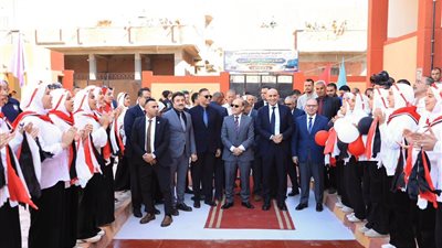 تزامنا مع يوم المعلم واحتفالات انتصارات أكتوبر المجيدة.. وزير التربية والتعليم ومحافظ الغربية يفتتحان مدرسة شوني بطنطا لمراحل التعليم من رياض الأطفال حتى المرحلة الثانوية
