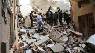  ارتفاع عدد ضحايا عقار حدائق القبة المنهار لـ 6 وفيات و7 مصاب بينهم أطفال
