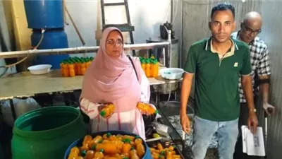ضبط مصنع عصائر بالجيزة يستخدم مكسبات طعم وألوانًا صناعية مجهولة المصدر