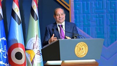الرئيس السيسي يشهد الندوة التثقيفية الـ 44 للقوات المسلحة بحضور رئيس الوزراء ورئيسا مجلسي النواب والشيوخ | صور