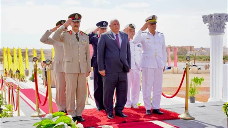 محافظ مطروح وقائد