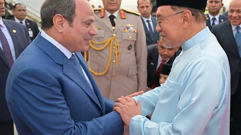 الرئيس عبد الفتاح السيسي ورئيس وزراء ماليزيا 