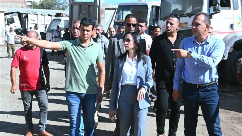 محافظ البحيرة اثناء
