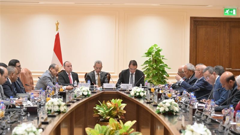 اللجنة الفرعية 