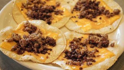 طريقة عمل الرقاق باللحمة