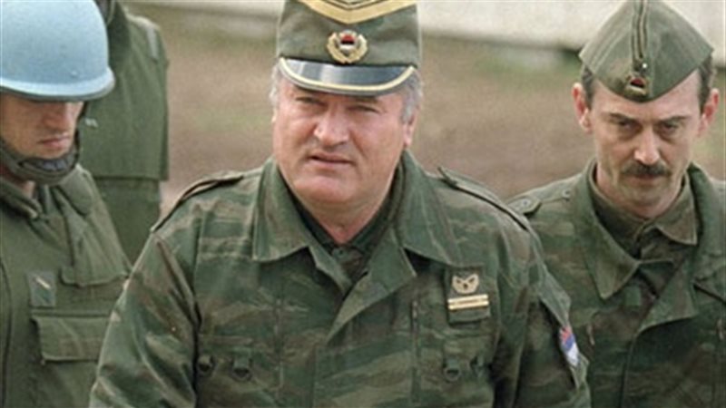 القائد العسكري عاطف